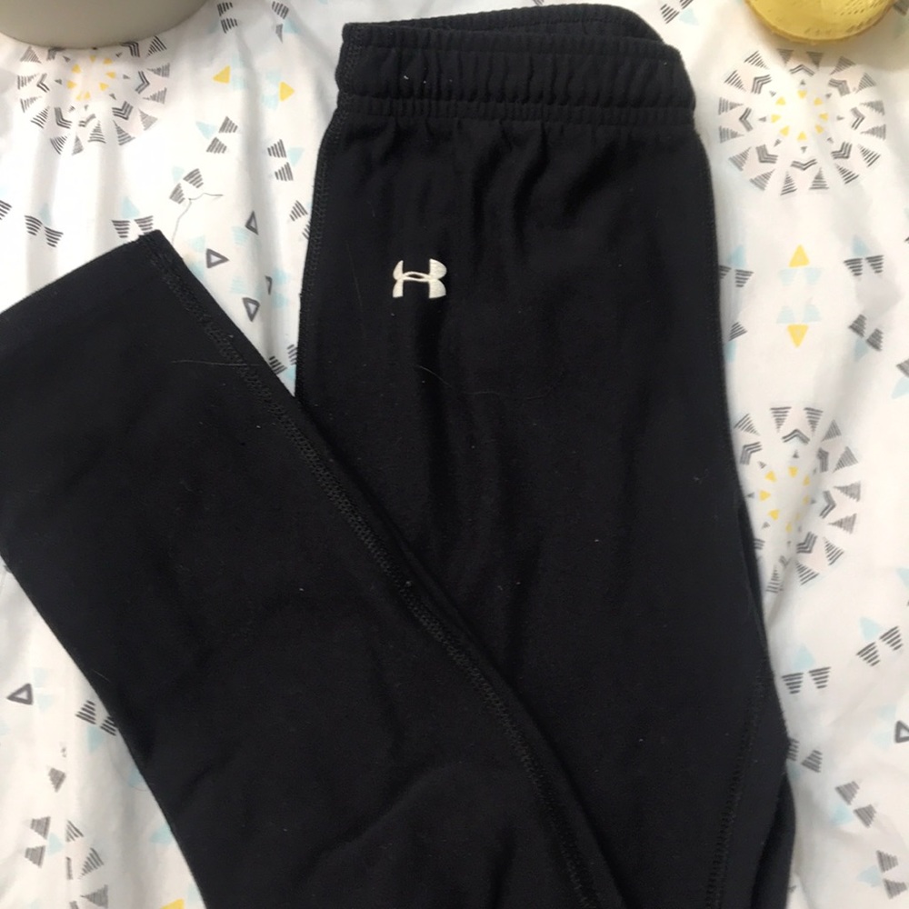 Kids under armed sweatpants